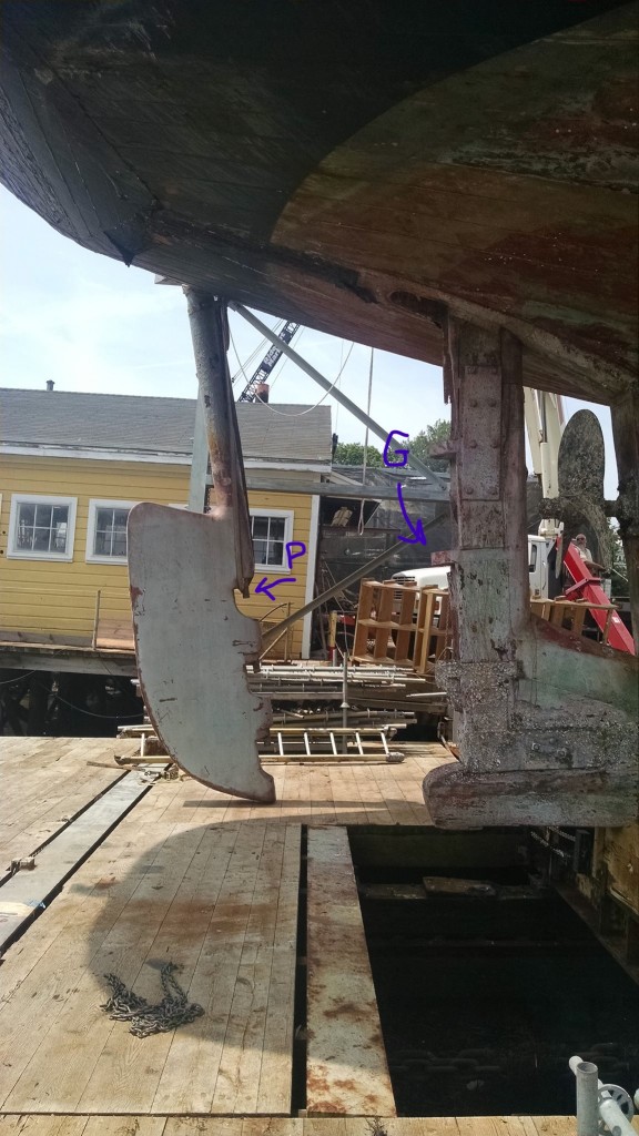 2015-07-29 Rudder off,credit Boothbay Harbor Shipyard_G&P label