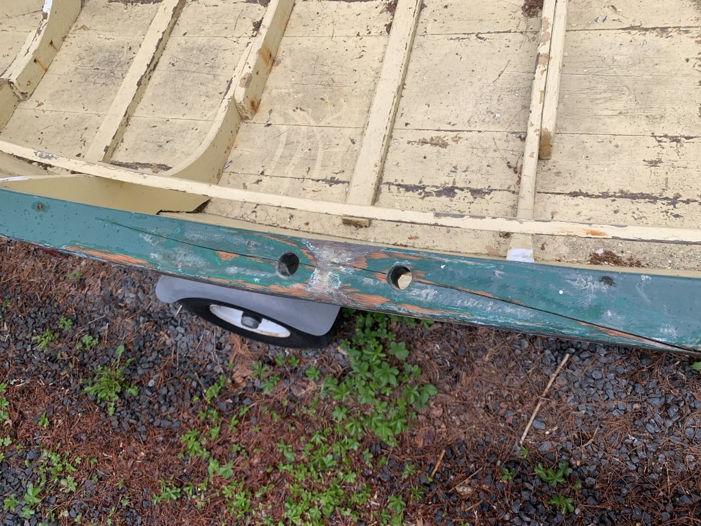 The split in rail is repaired